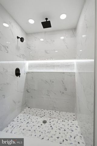 125 PENNSYLVANIA, Barnegat, NJ 08005