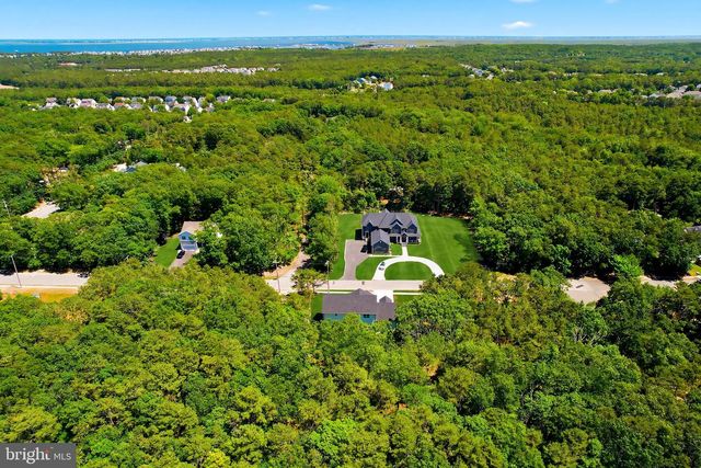 125 PENNSYLVANIA, Barnegat, NJ 08005