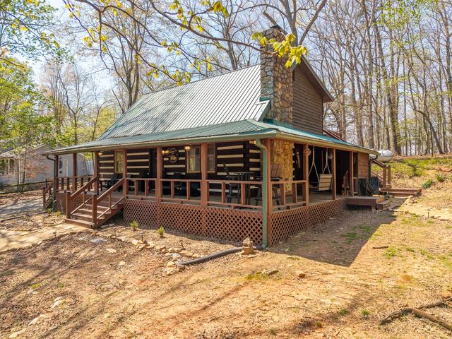 33 Foxhound Drive, Ellijay, GA 30540