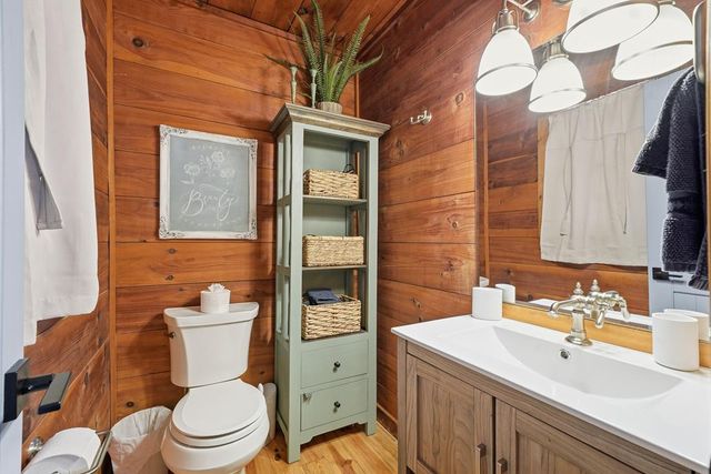 33 Foxhound Drive, Ellijay, GA 30540