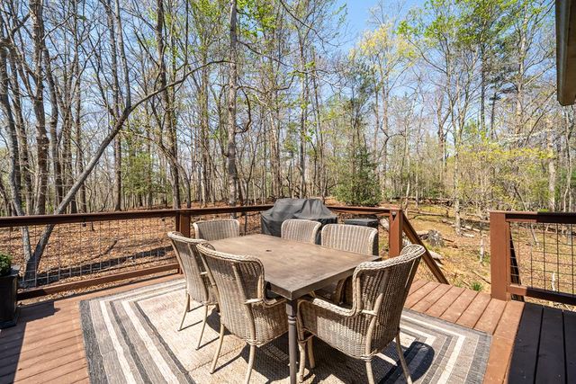 33 Foxhound Drive, Ellijay, GA 30540