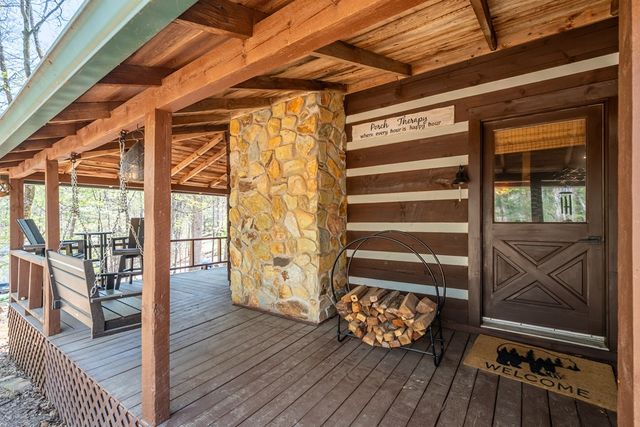 33 Foxhound Drive, Ellijay, GA 30540