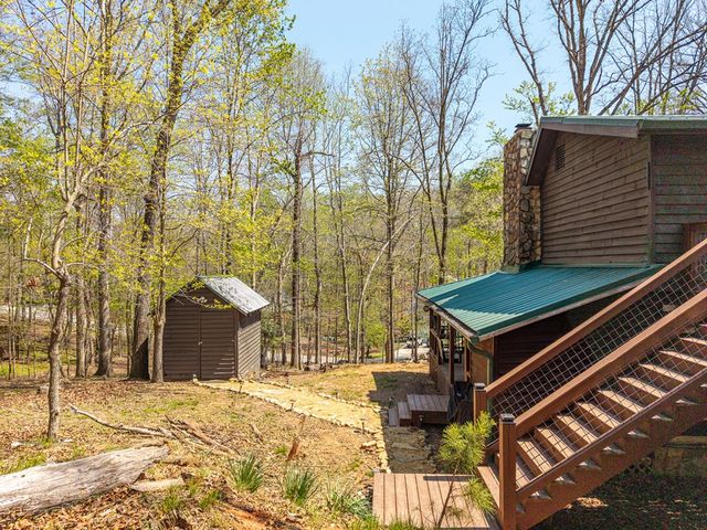 33 Foxhound Drive, Ellijay, GA 30540
