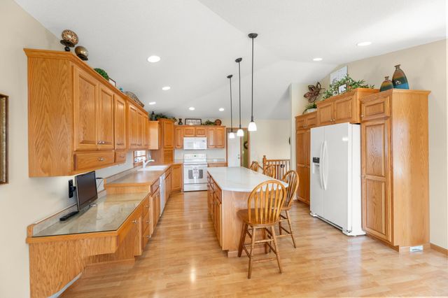4432 3rd Street S, Moorhead, MN 56560