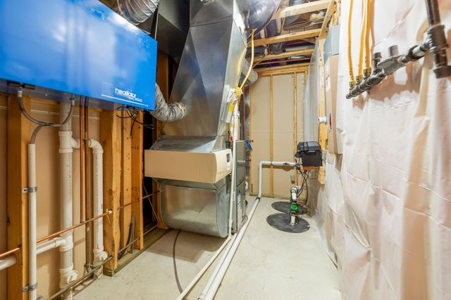 4432 3rd Street S, Moorhead, MN 56560