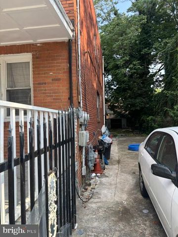 1268 CHASE ST, Camden, NJ 08104