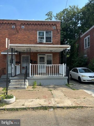 1268 CHASE ST, Camden, NJ 08104