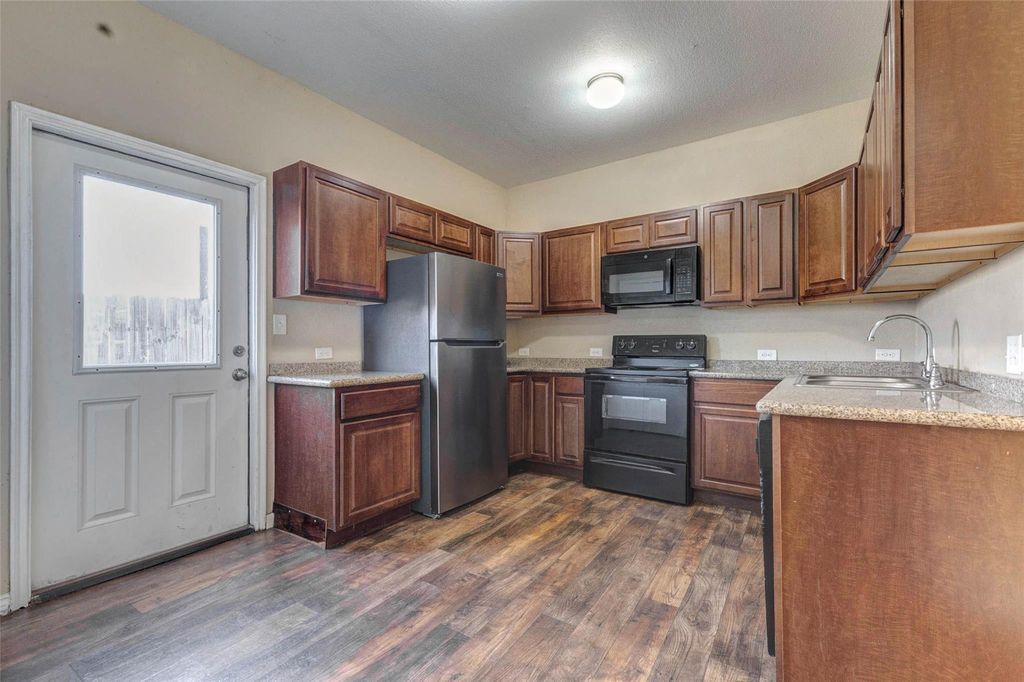 8603 Beviamo Street, Houston, TX 77031