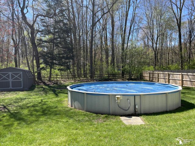 3823 Oldbury Street, Bedford Twp, MI 48144