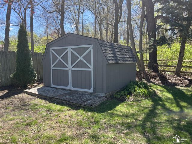 3823 Oldbury Street, Bedford Twp, MI 48144