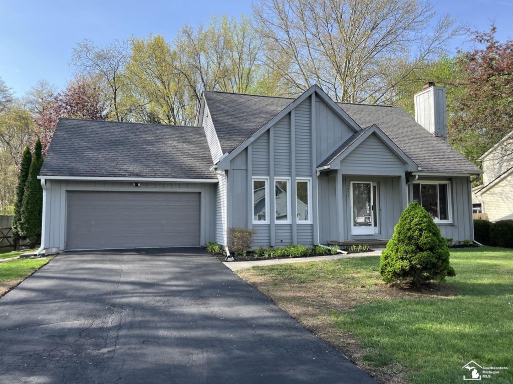 3823 Oldbury Street, Bedford Twp, MI 48144