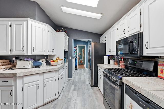 26860 S Purple Finch Lane, Amado, AZ 85645