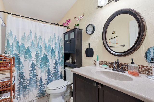 26860 S Purple Finch Lane, Amado, AZ 85645