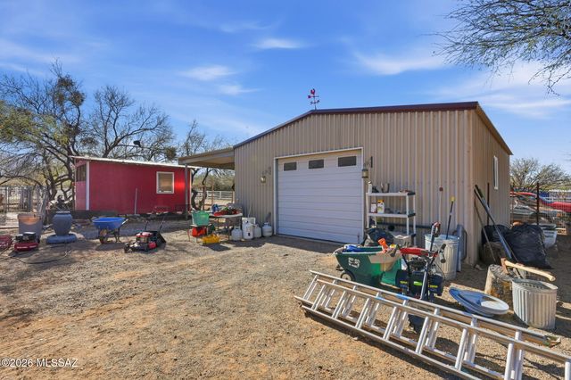 26860 S Purple Finch Lane, Amado, AZ 85645