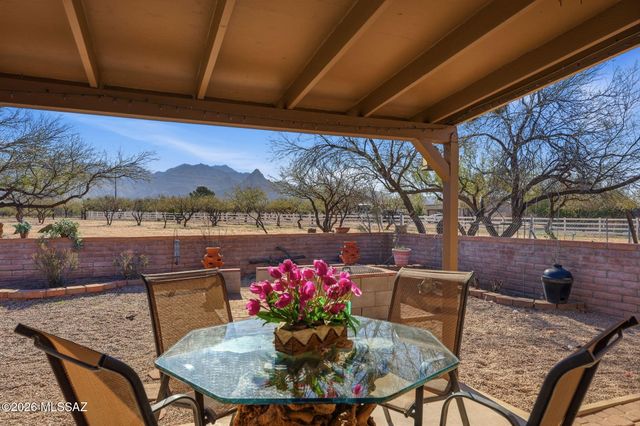 26860 S Purple Finch Lane, Amado, AZ 85645