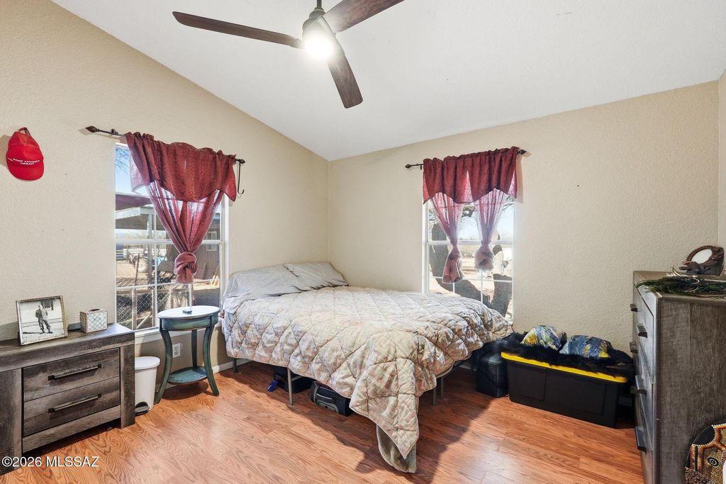 Image 21 of property listing at 26860 S Purple Finch Lane, Amado, AZ 85645