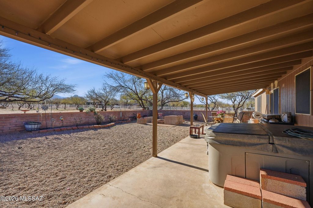 Image 32 of property listing at 26860 S Purple Finch Lane, Amado, AZ 85645