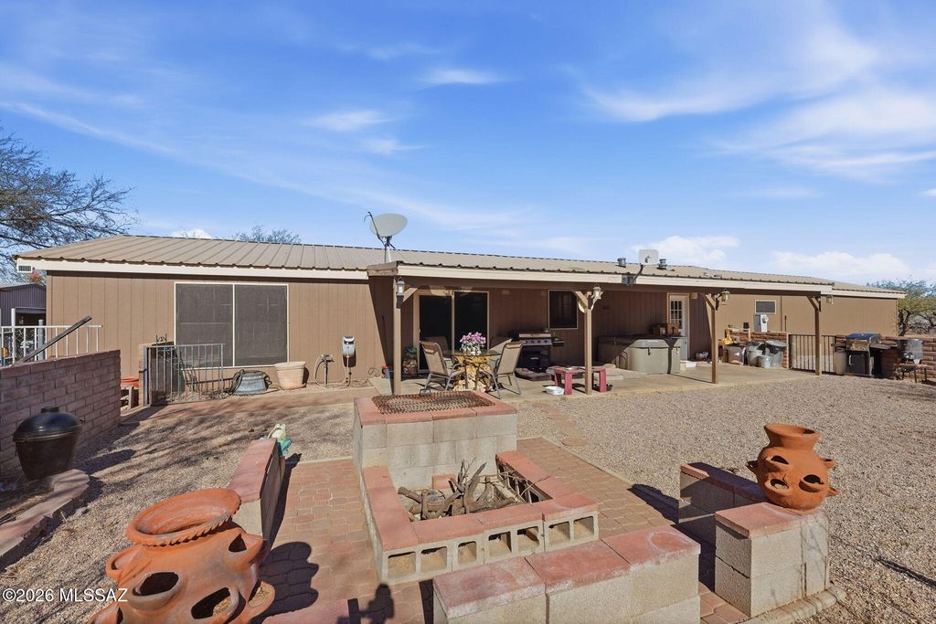 Image 35 of property listing at 26860 S Purple Finch Lane, Amado, AZ 85645