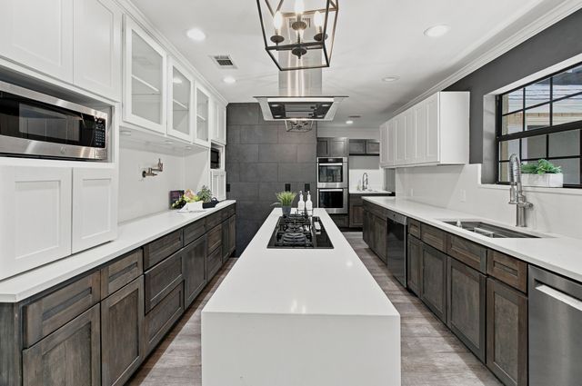 450 Ginger Court, Southlake, TX 76092