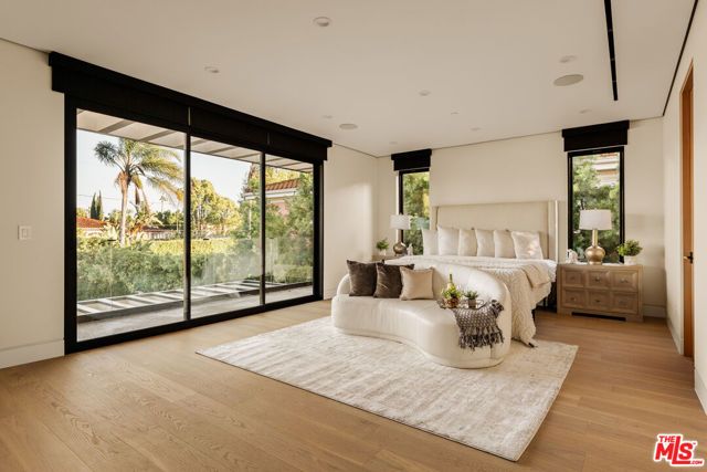 4528 Matilija Avenue, Sherman Oaks, CA 91423