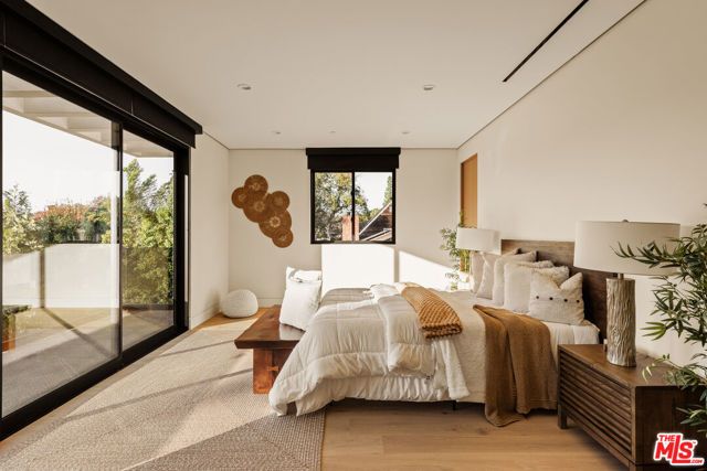 4528 Matilija Avenue, Sherman Oaks, CA 91423