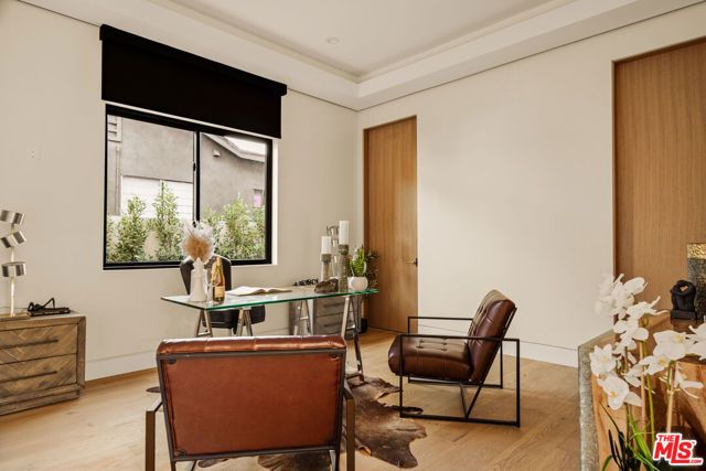 4528 Matilija Avenue, Sherman Oaks, CA 91423