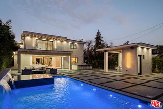 4528 Matilija Avenue, Sherman Oaks, CA 91423