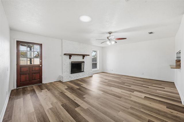 1661 Juniper Lane, Lewisville, TX 75077