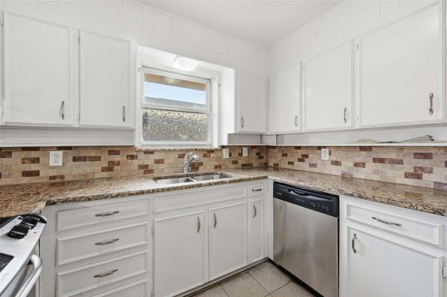 1661 Juniper Lane, Lewisville, TX 75077