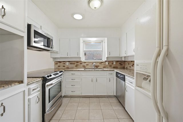 1661 Juniper Lane, Lewisville, TX 75077