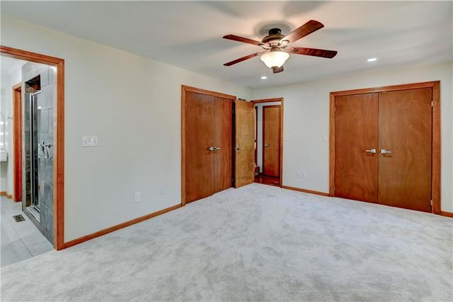 1103 Brookside Place, Raymore, MO 64083