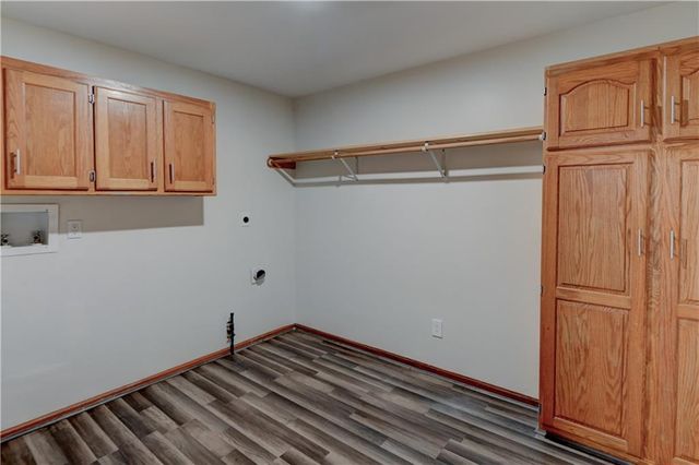 1103 Brookside Place, Raymore, MO 64083