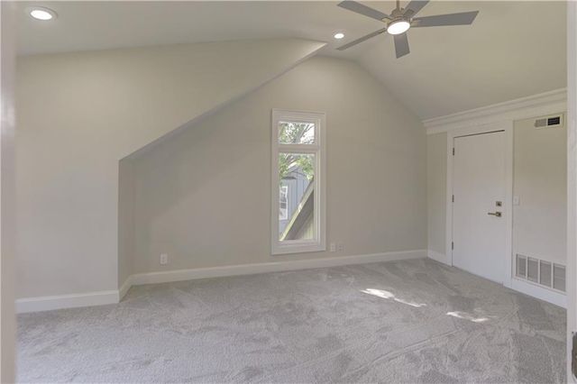 1103 Brookside Place, Raymore, MO 64083