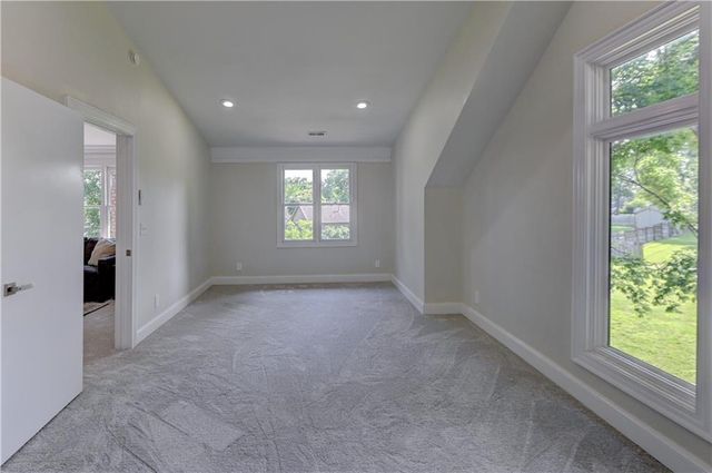 1103 Brookside Place, Raymore, MO 64083