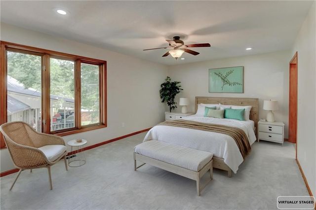 1103 Brookside Place, Raymore, MO 64083