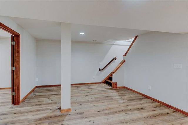 1103 Brookside Place, Raymore, MO 64083