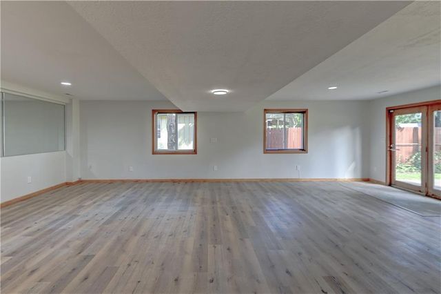 1103 Brookside Place, Raymore, MO 64083