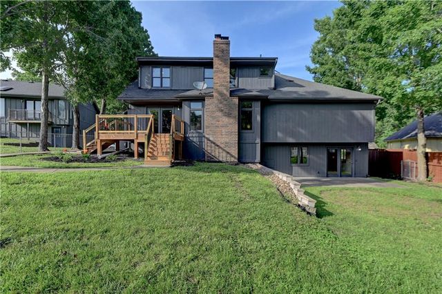 1103 Brookside Place, Raymore, MO 64083