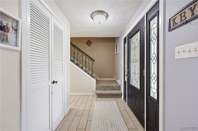 8860 Disney Drive, Niagara, NY 14304