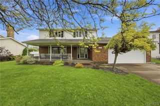 8860 Disney Drive, Niagara, NY 14304