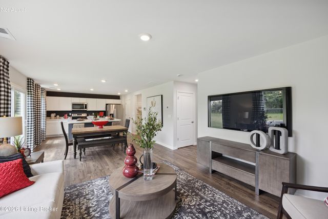 140 Shoemaker Ln, Elizabethtown, KY 42701