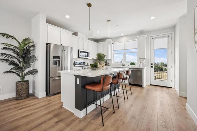 138 Skyline Vista Way, Watsonville, CA 95076