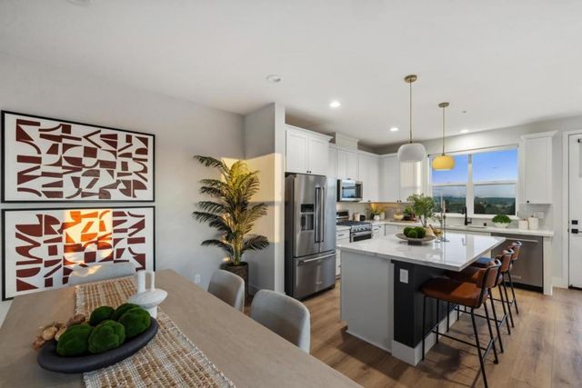 138 Skyline Vista Way, Watsonville, CA 95076