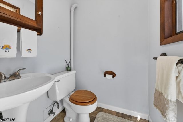272 Skillman Rd, Montgomery Twp., NJ 08558