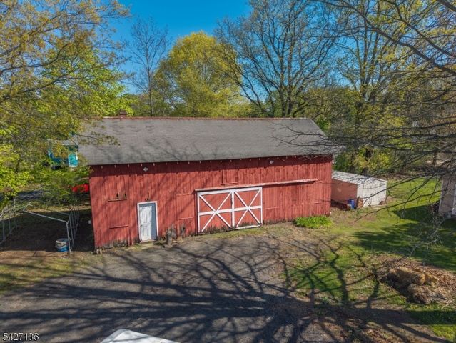 272 Skillman Rd, Montgomery Twp., NJ 08558