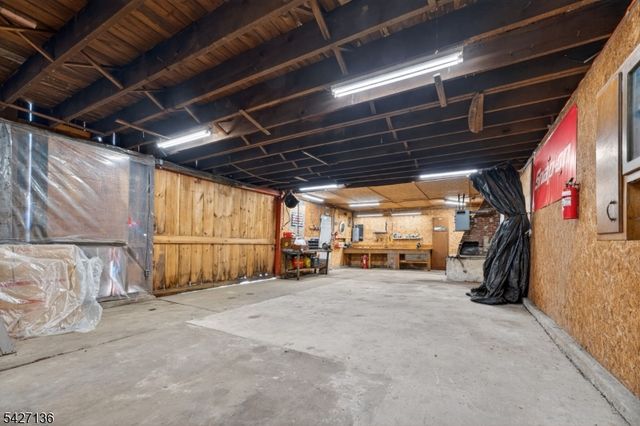 272 Skillman Rd, Montgomery Twp., NJ 08558