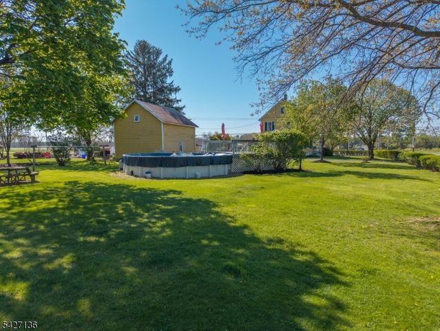 272 Skillman Rd, Montgomery Twp., NJ 08558