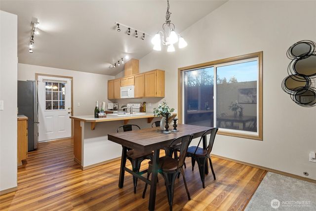 17512 17th Avenue E, Spanaway, WA 98387