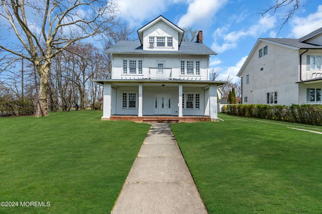 17 Lakeview Road, Deal, NJ 07723