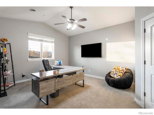 8712 Portico Lane, Longmont, CO 80503